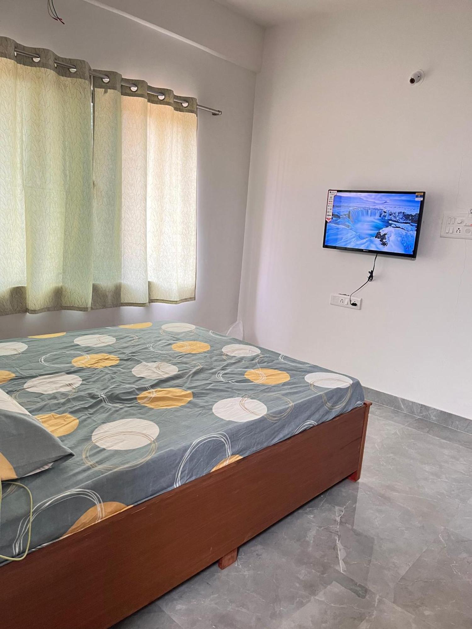 Aashirwad Residency Hotel Alibág Kültér fotó